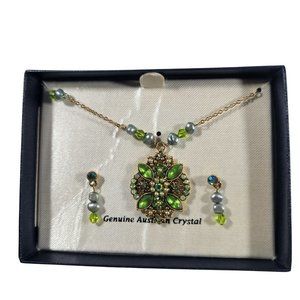 Laura Scott Austrian Crystal Necklace & Earrings Set Gold Tone Green Gray Beads